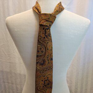 Brooks Brothers Gold Paisley Silk Neck Tie